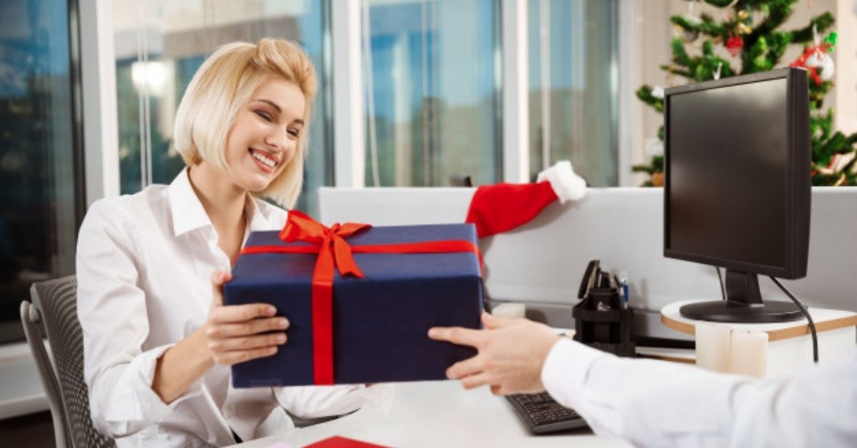 9 món quà cực hợp tặng sinh nhật sếp nữ