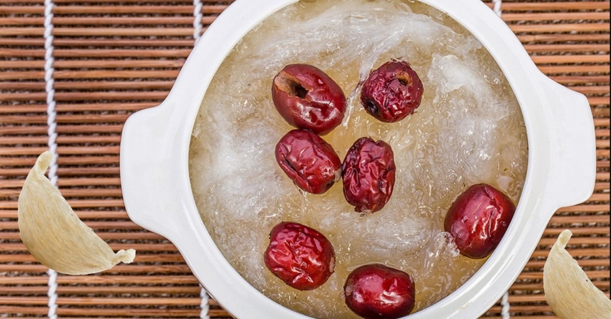3 tác dụng không thể bỏ qua của yến chưng táo đỏ hấp dẫn