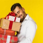 Gợi ý 5 món quà tặng sếp có ý nghĩa và phù hợp